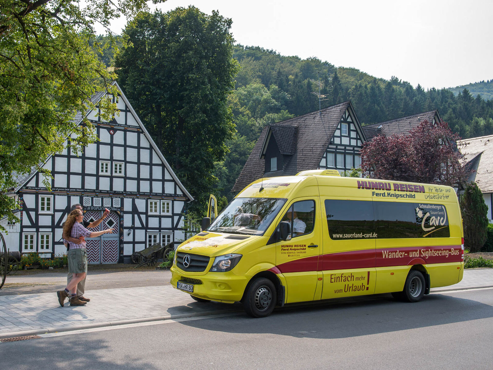 Wander- und Sightseeingbus im Schmallenberger Sauerland Wander- und Sightseeingbus im Schmallenberger Sauerland